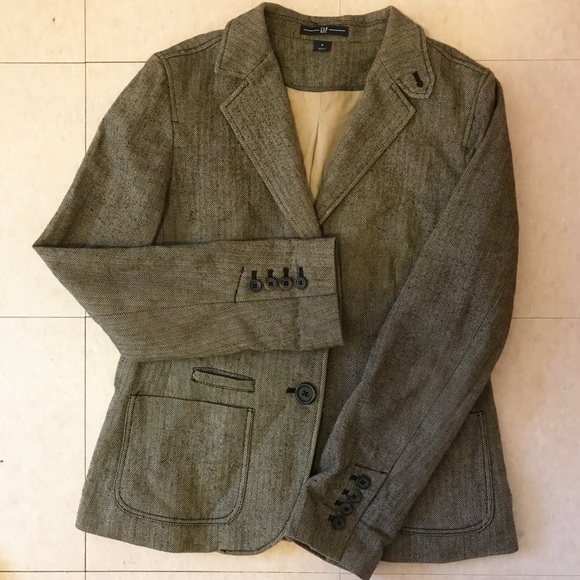 Tweed Blazer from the Gap, size 8 - Picture 2 of 4